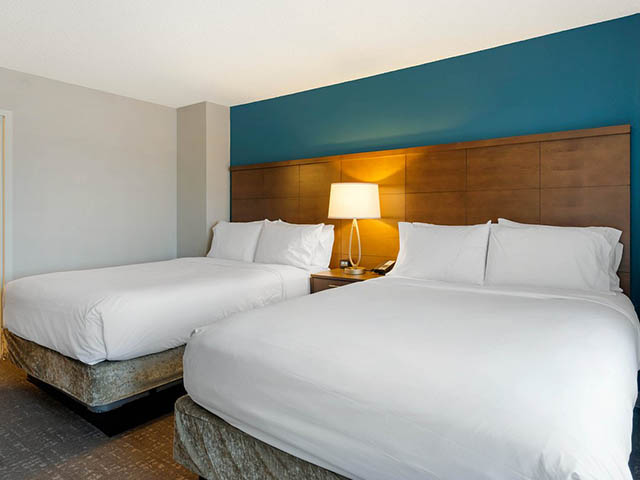 Staybridge-Royale-Parc-02