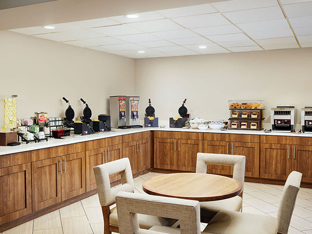 Staybridge-Royale-Parc-11