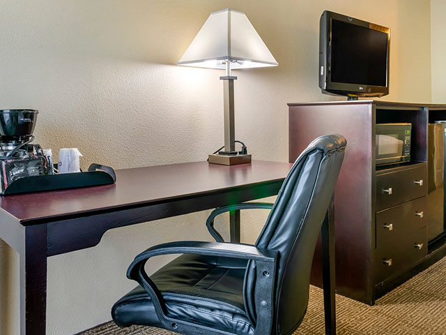 comfort-inn-international_640x480-03