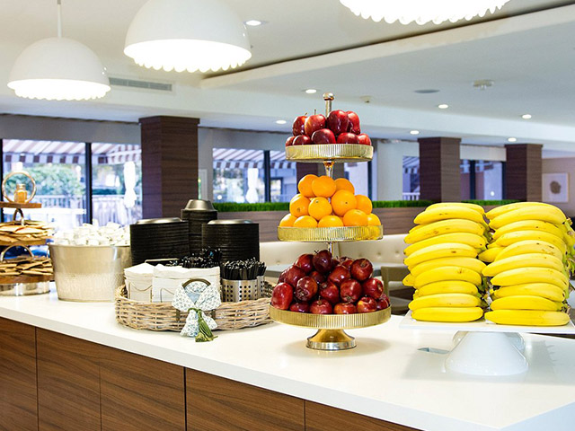 quality-inn-suites_640x480-08