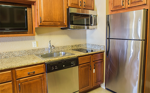 LRS_OneBedroomVilla_RC62_Kitchen_001_500x310px